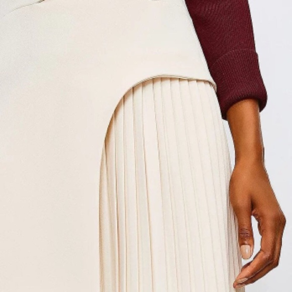Karen Millen Cream Asymmetrical Pleated Skirt